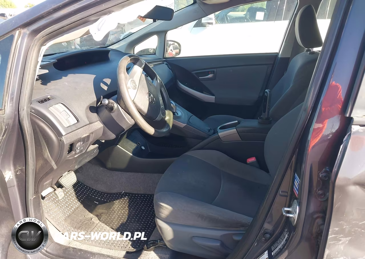 2012 Toyota Prius Three VIN:JTDKN3DU9C5431761 - 5
