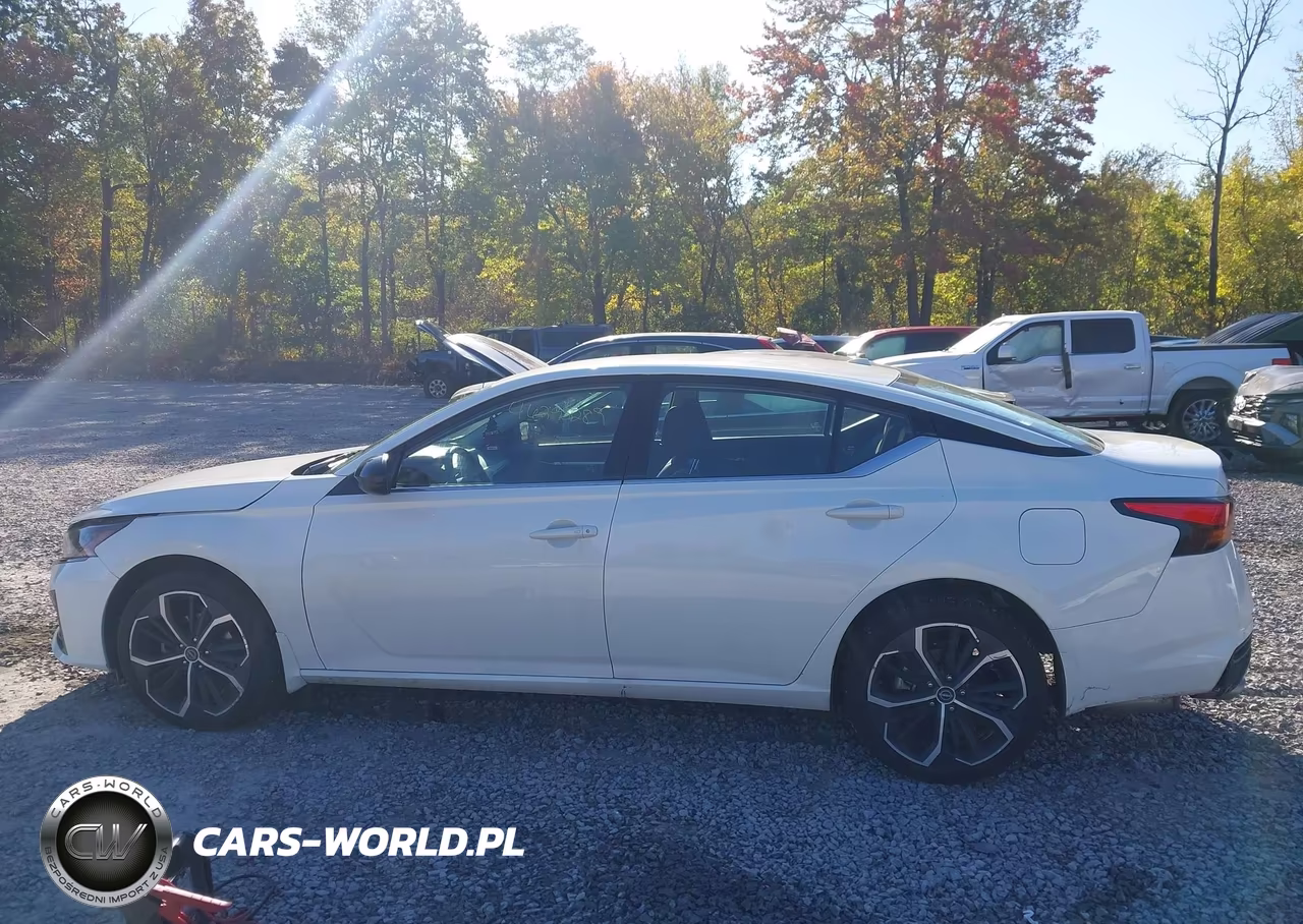 2025 Nissan Altima Sr Awd VIN:1N4BL4CW4SN339654 - 14