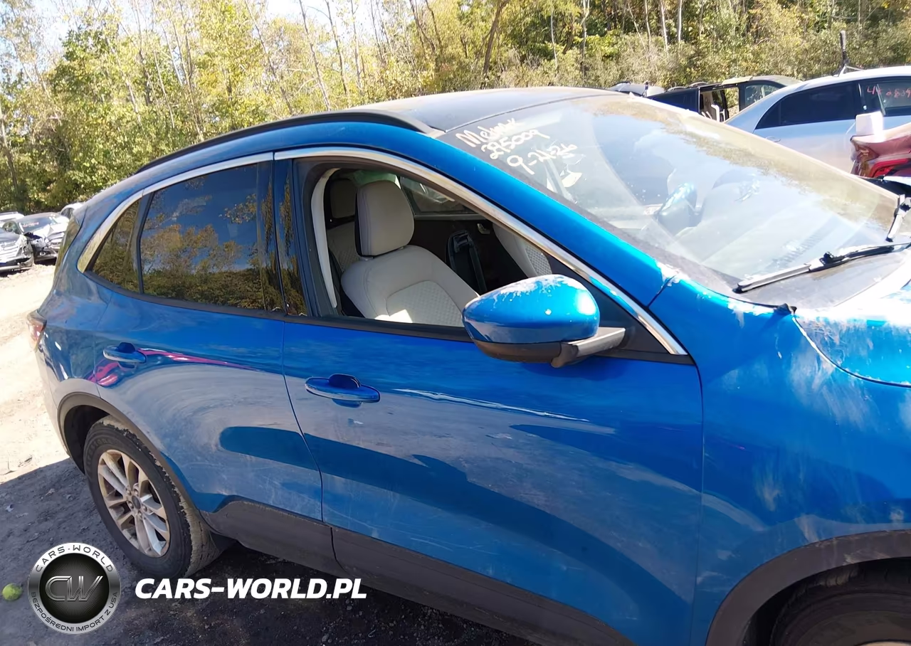 2020 Ford Escape Se VIN:1FMCU0G6XLUB23096 - 13