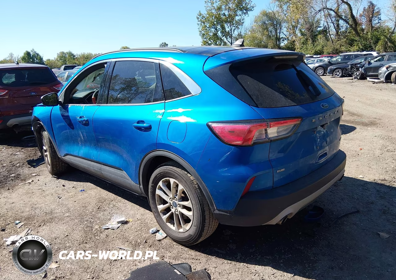 2020 Ford Escape Se VIN:1FMCU0G6XLUB23096 - 3