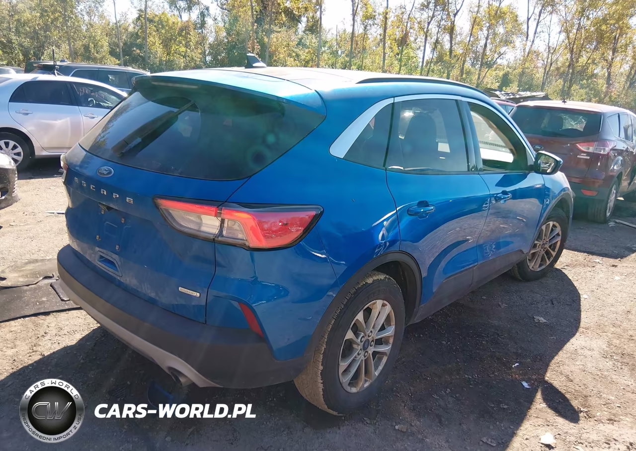 2020 Ford Escape Se VIN:1FMCU0G6XLUB23096 - 4