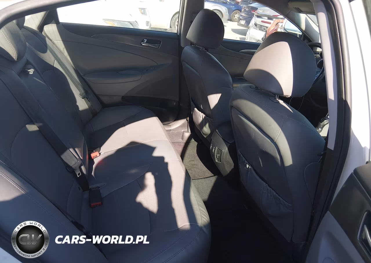 2013 Hyundai Sonata Hybrid Limited VIN:KMHEC4A46DA098887 - 8