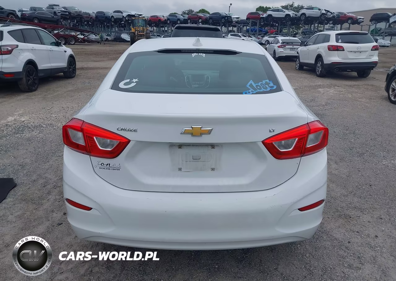 2017 Chevrolet Cruze Lt Auto VIN:1G1BE5SM9H7188584 - 17
