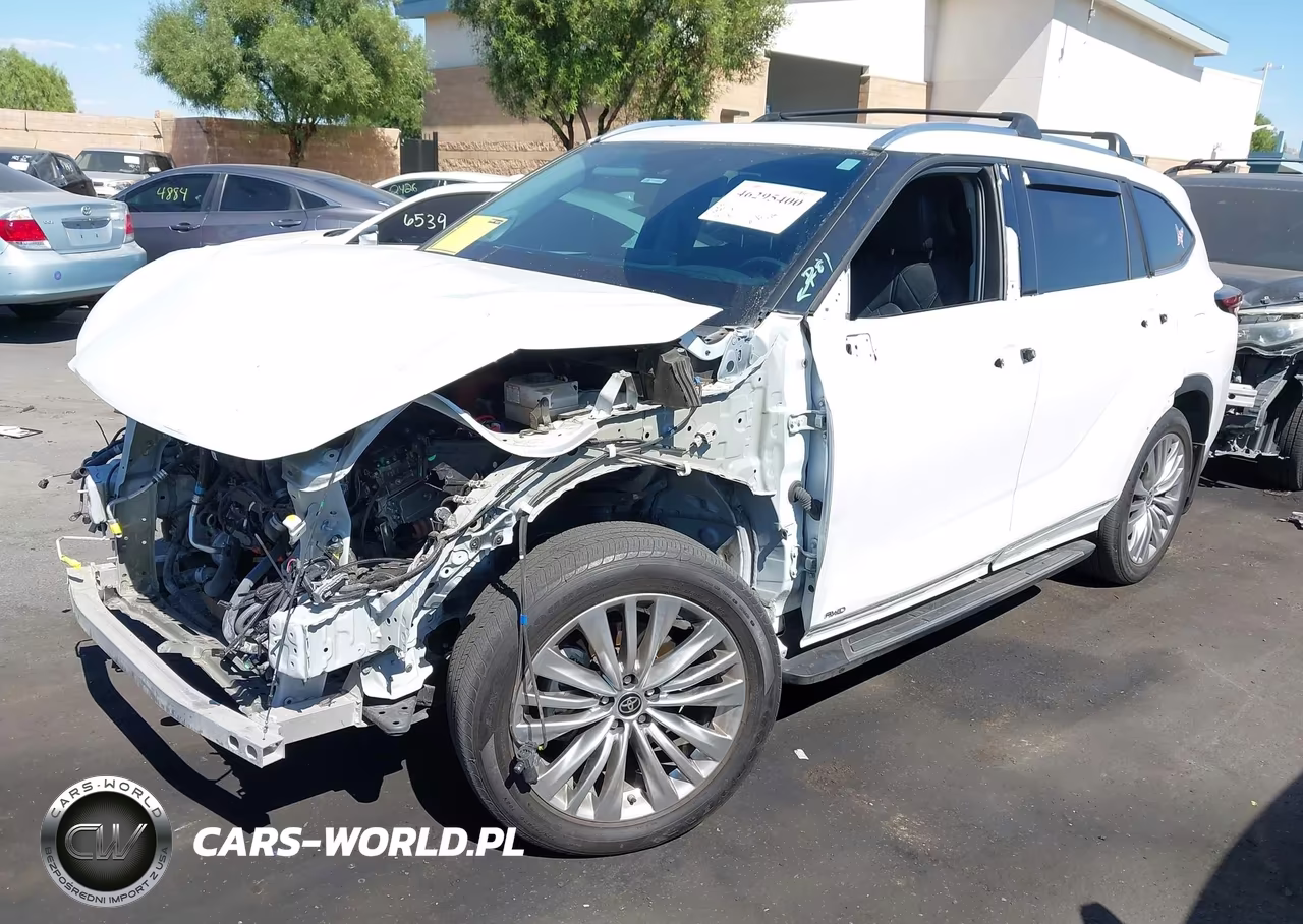 2024 Toyota Highlander Hybrid Platinum VIN:5TDEBRCH6RS636471 - 2