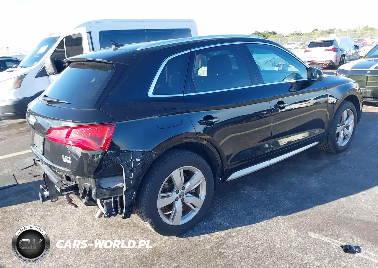 2018 Audi Q5 2.0T Premium-2.0T Tech Premium VIN:WA1BNAFY9J2244257 - 4