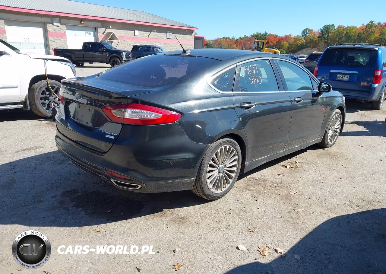 2013 Ford Fusion Titanium VIN:3FA6P0K90DR364240 - 4