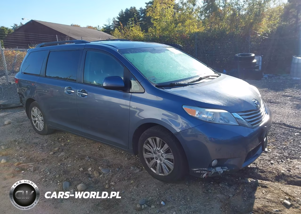 2017 Toyota Sienna Xle 7 Passenger – zdjęcie 1 z 17