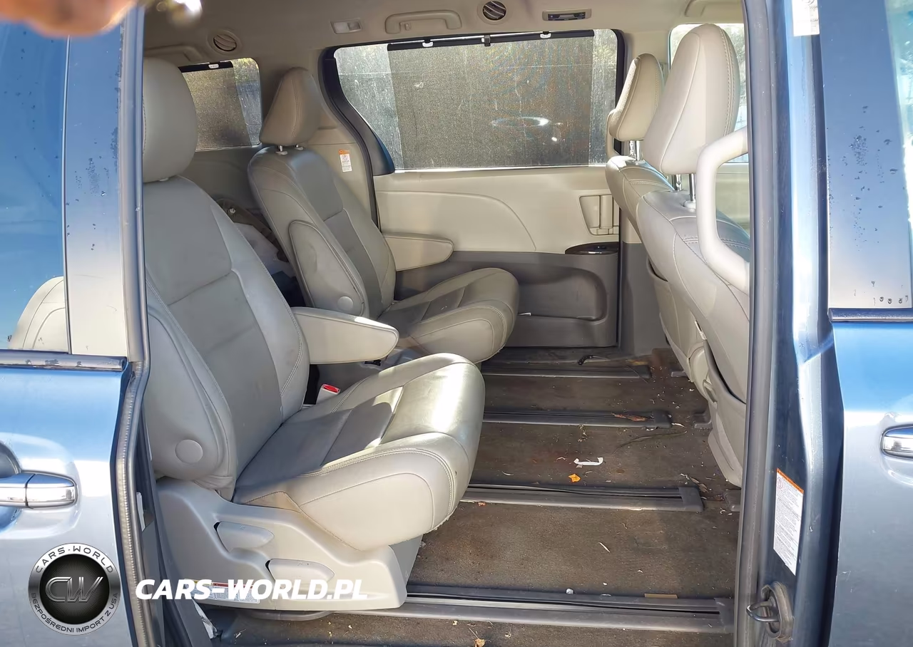2017 Toyota Sienna Xle 7 Passenger VIN:5TDDZ3DC3HS156622 - 8