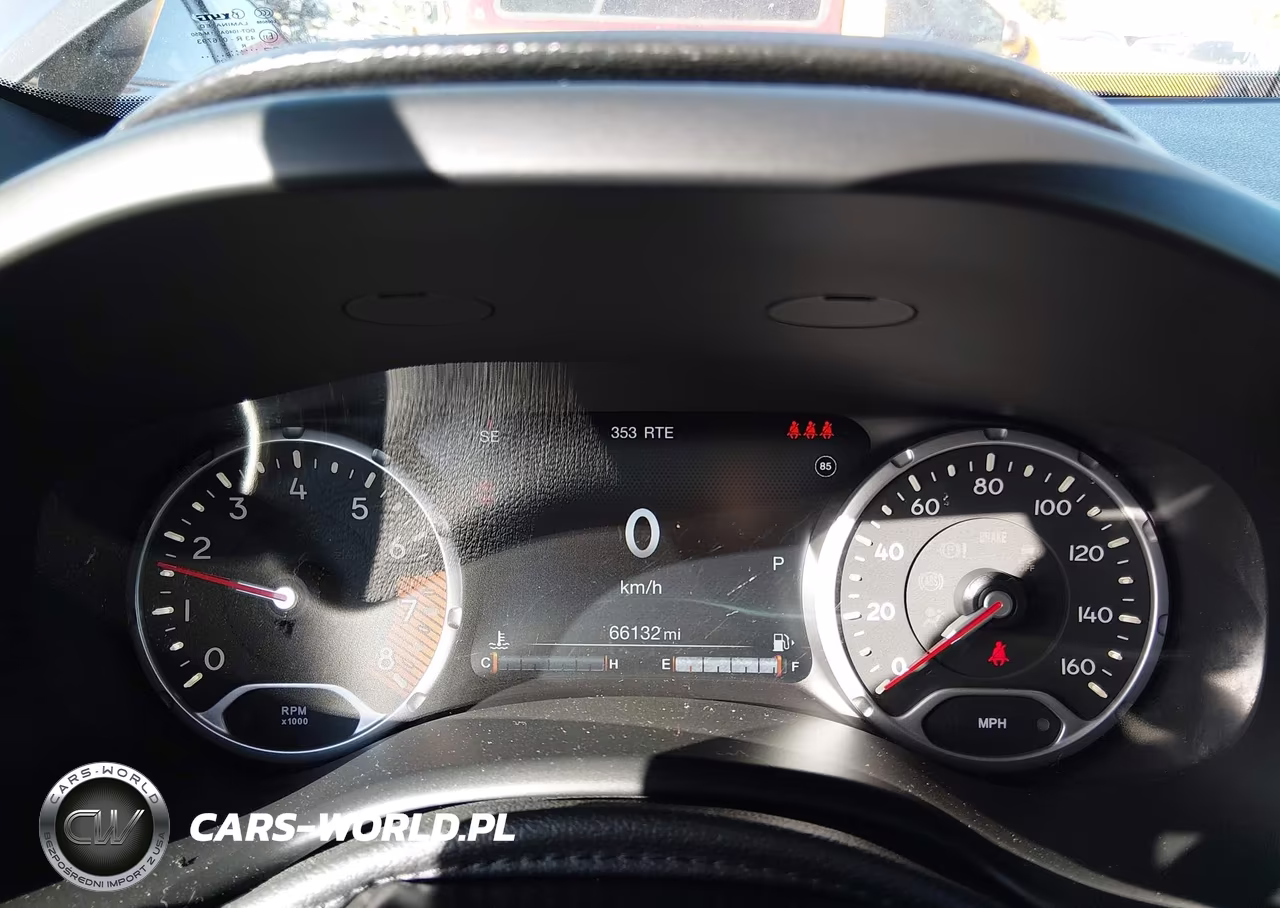 2019 Jeep Renegade Limited 4X4 VIN:ZACNJBD13KPJ95944 - 7