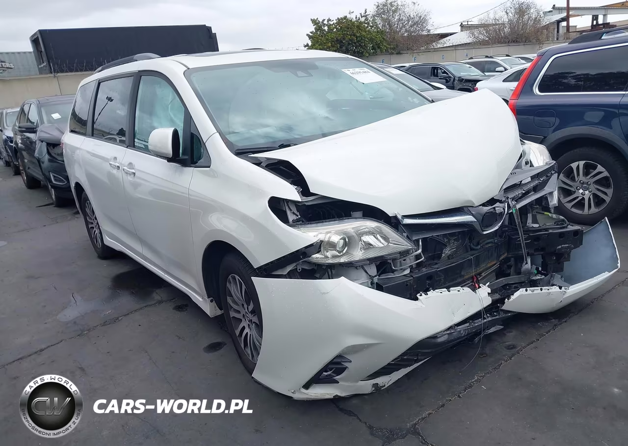 2019 Toyota Sienna Xle 8 Passenger