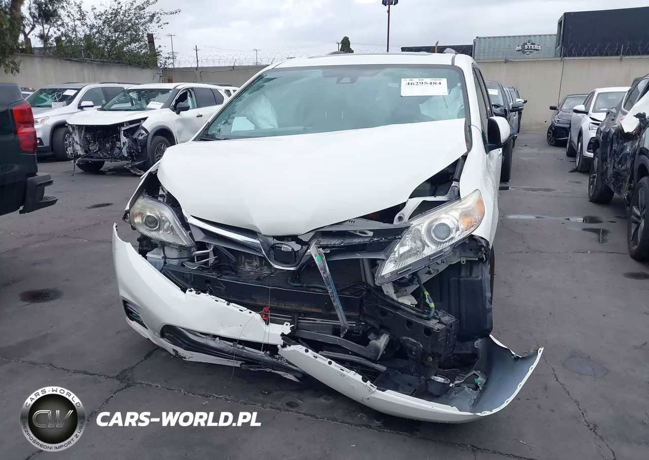 2019 Toyota Sienna Xle 8 Passenger VIN:5TDYZ3DC3KS968186 - 11
