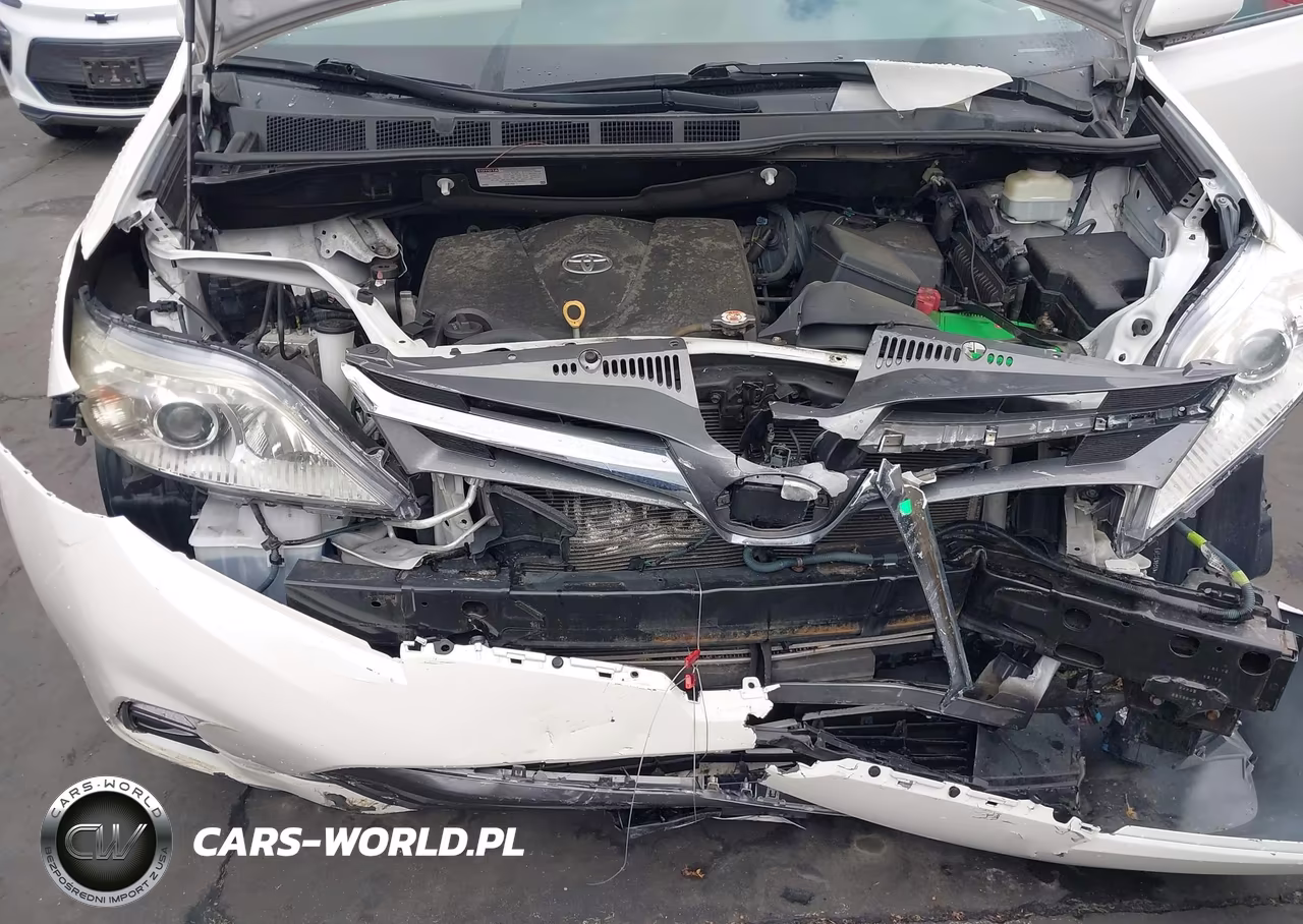2019 Toyota Sienna Xle 8 Passenger VIN:5TDYZ3DC3KS968186 - 18
