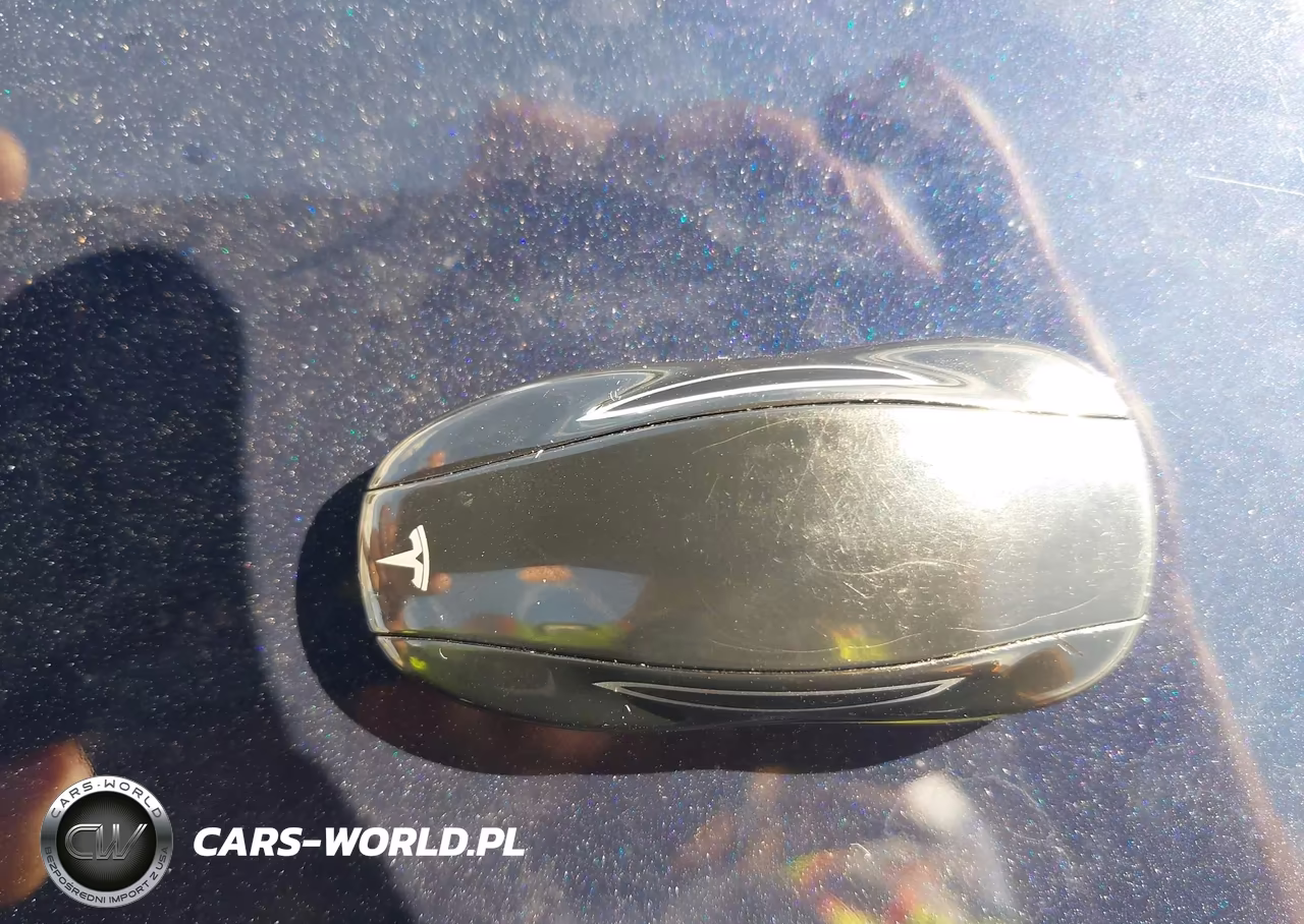 2014 Tesla Model S P85 VIN:5YJSA1H16EFP35311 - 11
