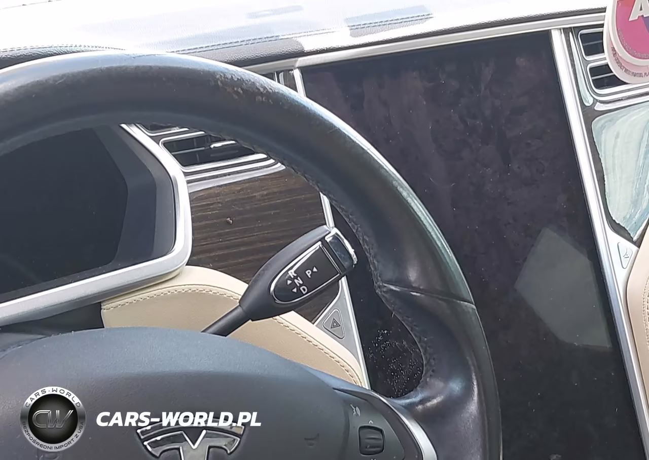 2014 Tesla Model S P85 VIN:5YJSA1H16EFP35311 - 17