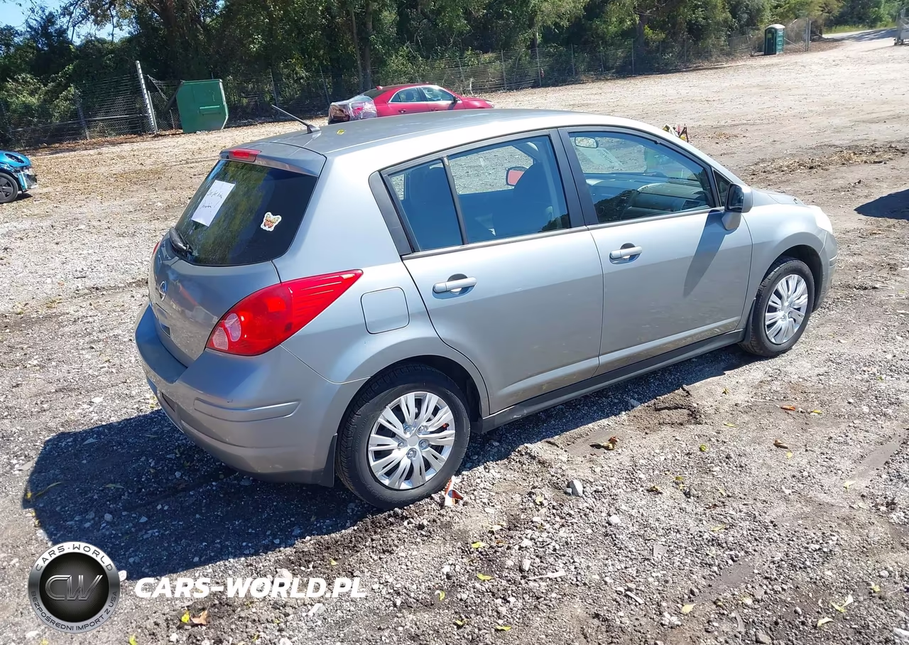 2011 Nissan Versa 1.8S VIN:3N1BC1CP8BL513536 - 4