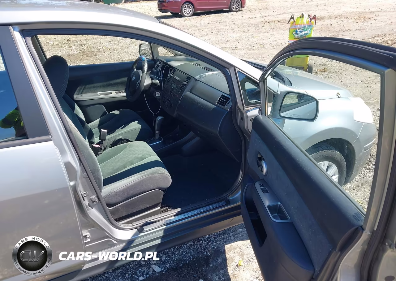 2011 Nissan Versa 1.8S VIN:3N1BC1CP8BL513536 - 5