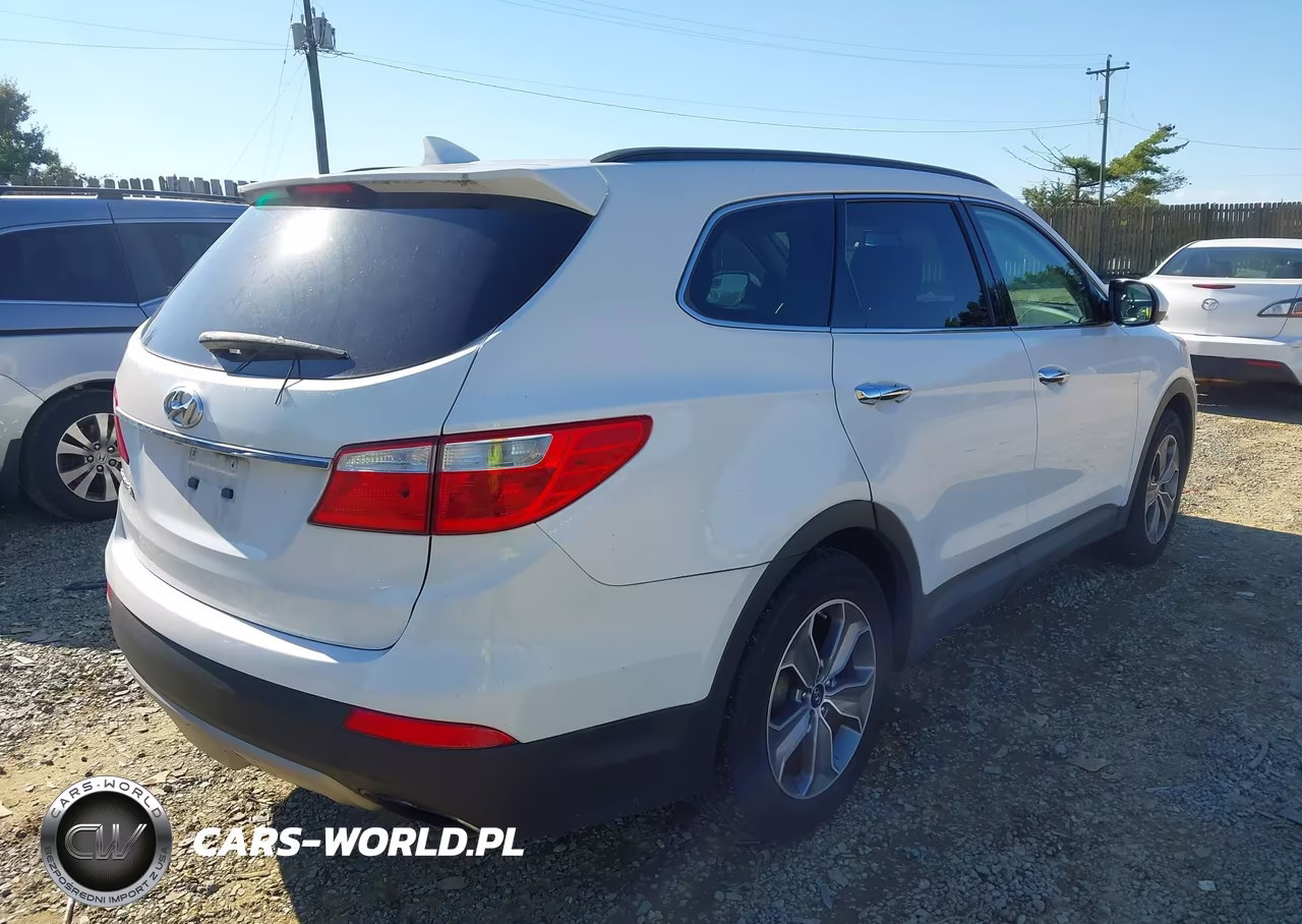 2016 Hyundai Santa Fe Se VIN:KM8SM4HF1GU158651 - 4