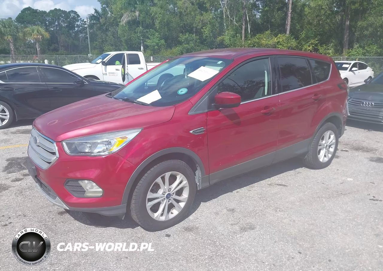 2017 Ford Escape Se VIN:1FMCU9GD7HUE65566 - 2