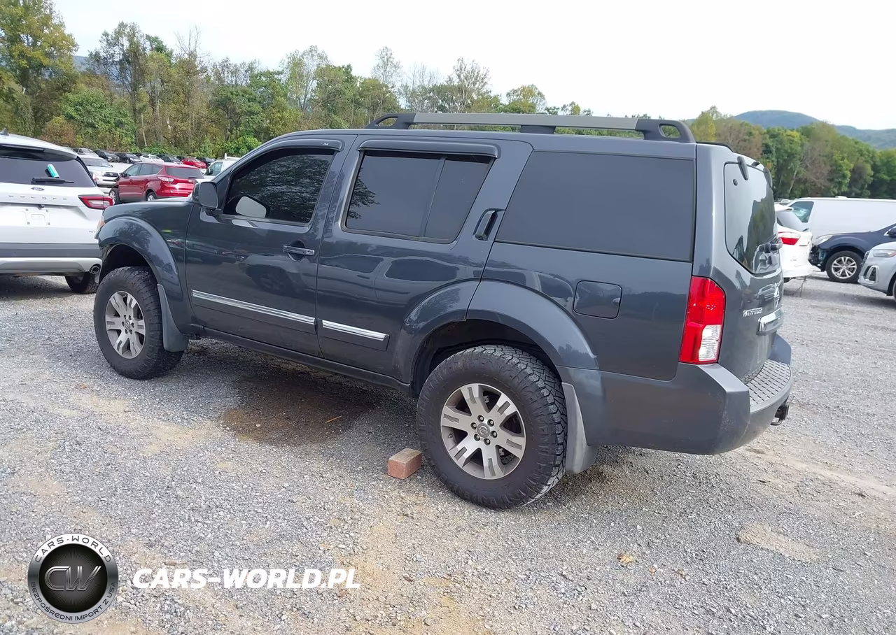 2012 Nissan Pathfinder Silver VIN:5N1AR1NB2CC628795 - 3