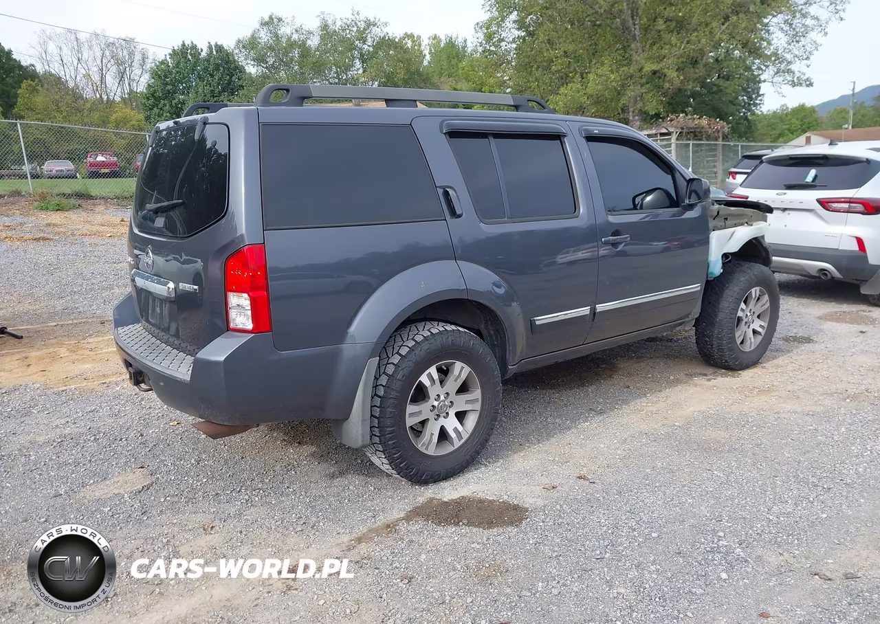 2012 Nissan Pathfinder Silver VIN:5N1AR1NB2CC628795 - 4