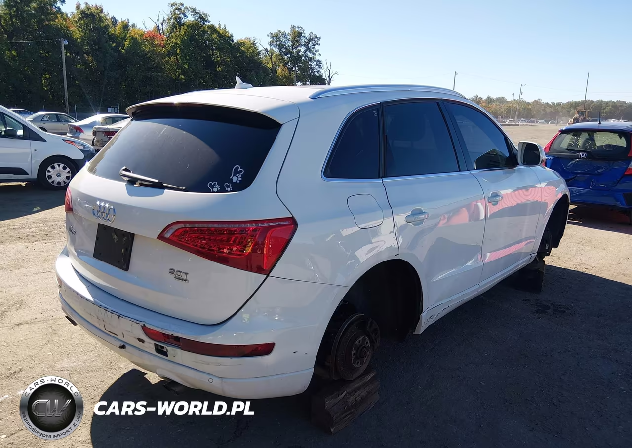 2012 Audi Q5 2.0T Premium VIN:WA1LFAFP0CA139706 - 4