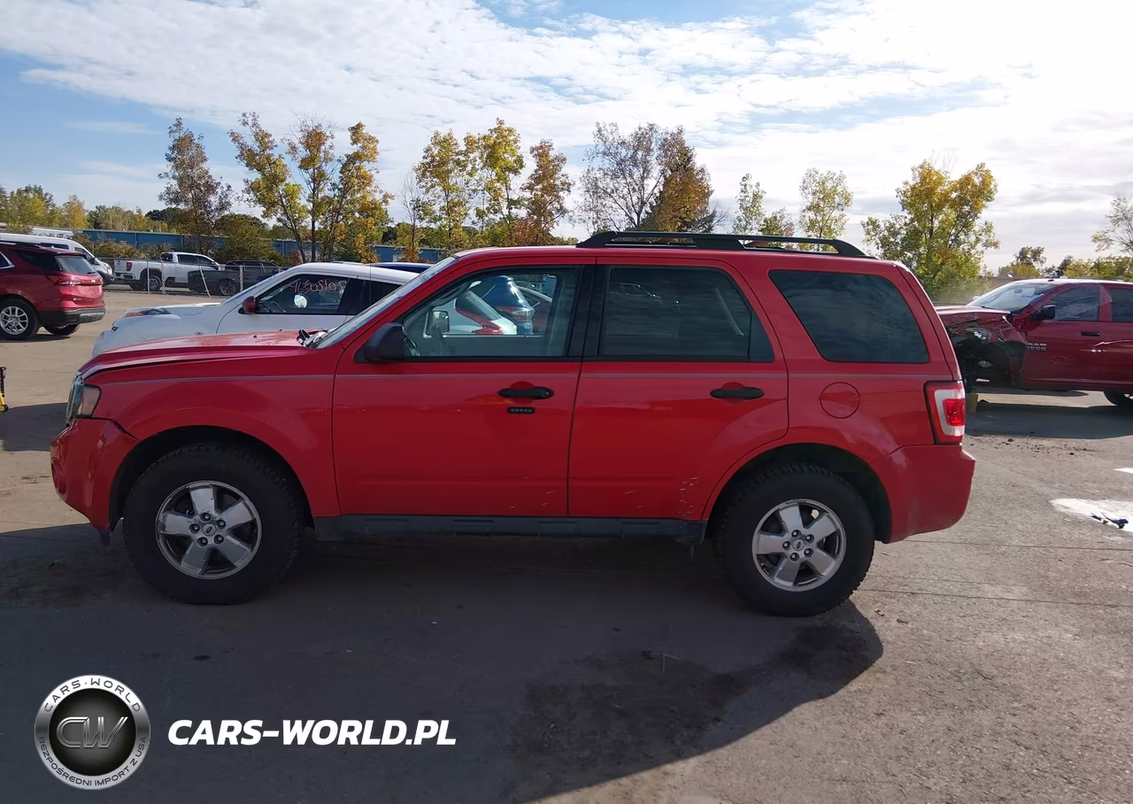 2009 Ford Escape Xlt VIN:1FMCU93749KB10139 - 14