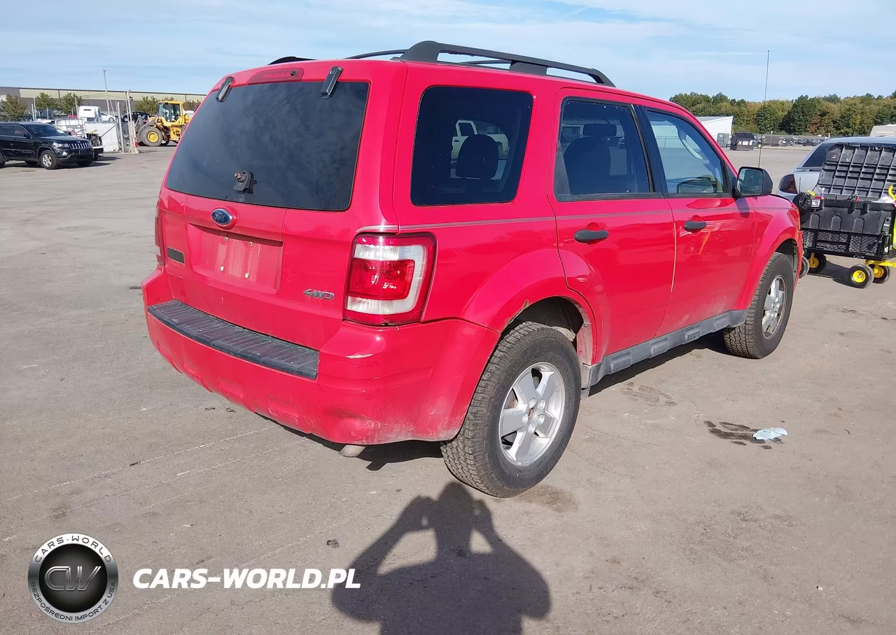 2009 Ford Escape Xlt VIN:1FMCU93749KB10139 - 4