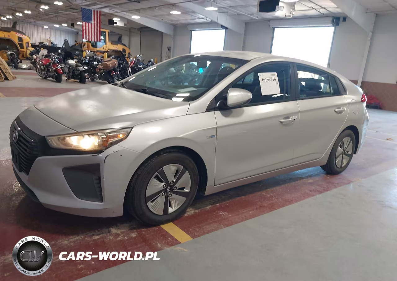 2018 Hyundai Ioniq Hybrid Blue VIN:KMHC65LC0JU076595 - 12