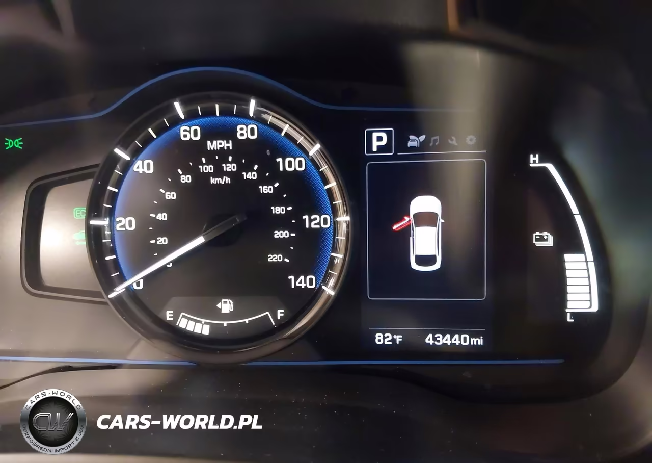 2018 Hyundai Ioniq Hybrid Blue VIN:KMHC65LC0JU076595 - 18