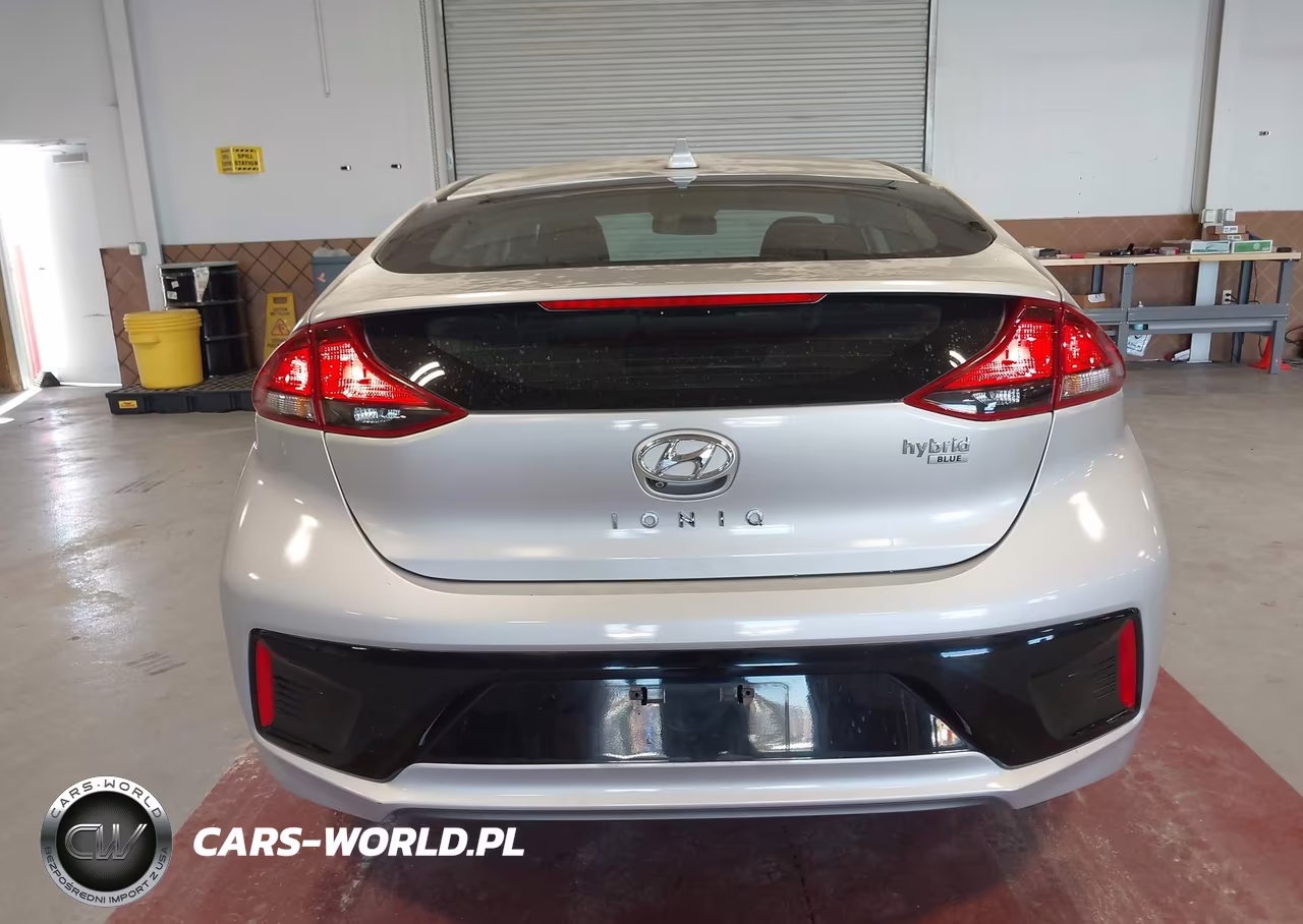 2018 Hyundai Ioniq Hybrid Blue VIN:KMHC65LC0JU076595 - 19