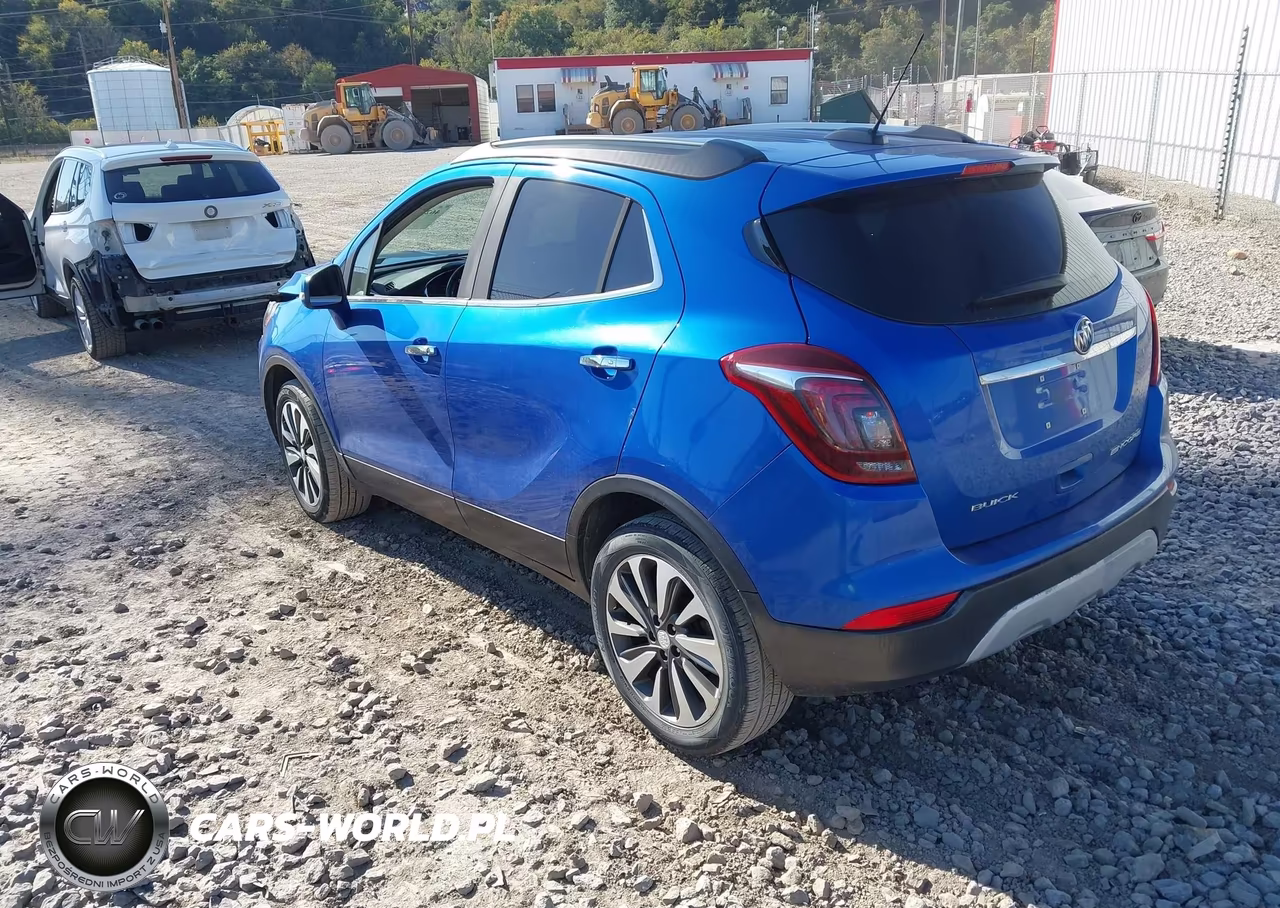 2018 Buick Encore Essence VIN:KL4CJCSB4JB546875 - 3