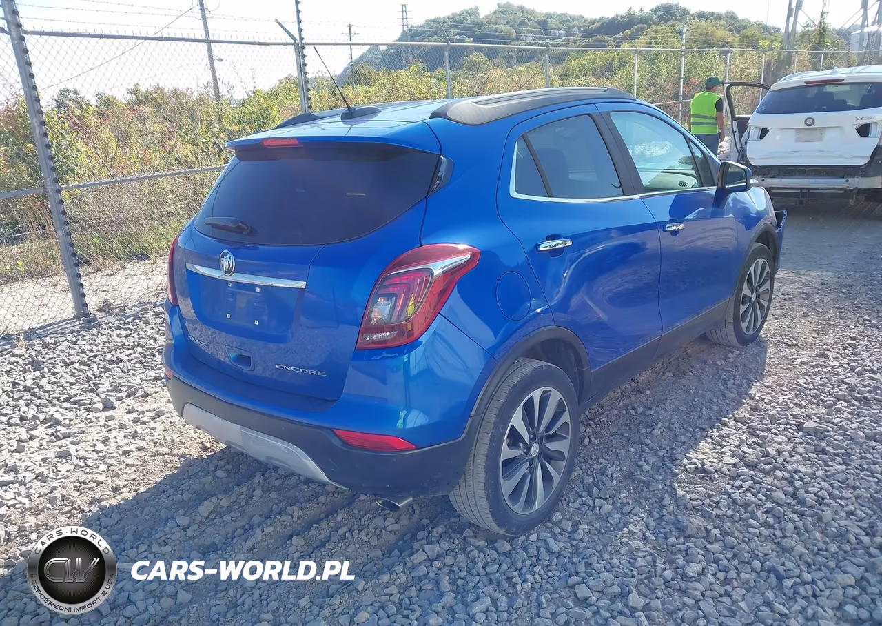 2018 Buick Encore Essence VIN:KL4CJCSB4JB546875 - 4
