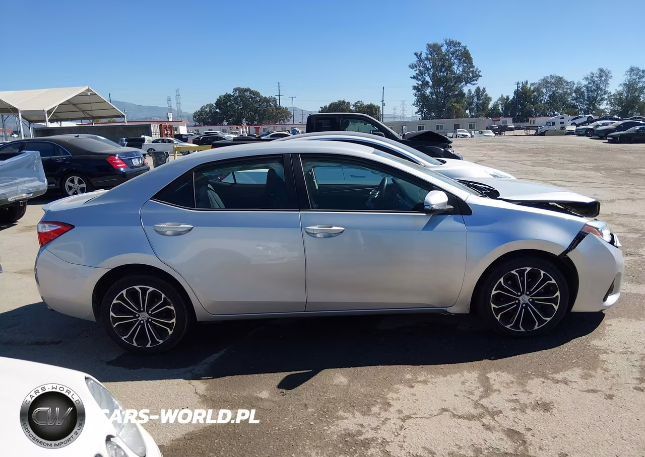 2016 Toyota Corolla S Plus VIN:5YFBURHE5GP557603 - 13