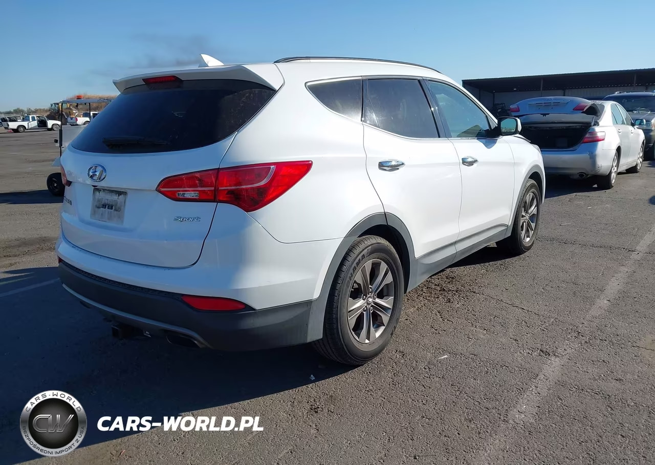 2015 Hyundai Santa Fe Sport 2.4L VIN:5XYZU3LB0FG235978 - 4