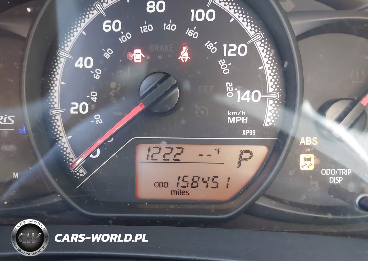 2015 Toyota Yaris Le VIN:VNKJTUD31FA018413 - 15