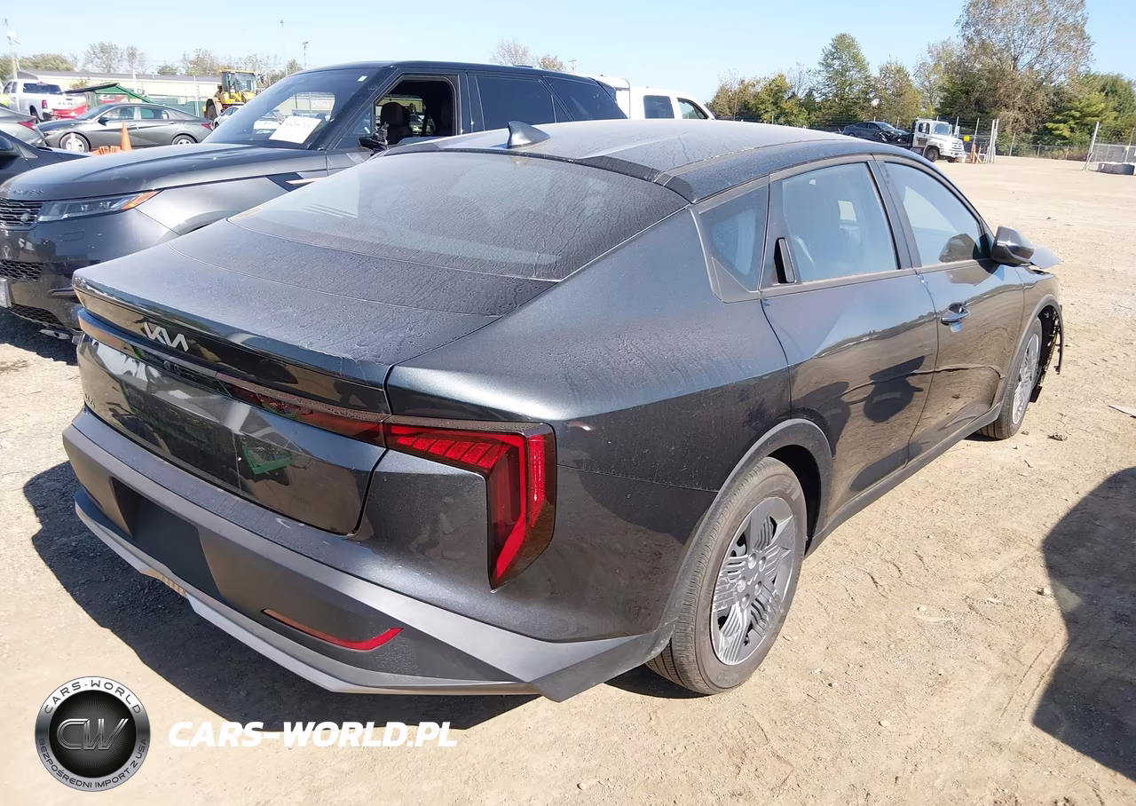 2026 Kia K4 Lx VIN:3KPFT4DE9TE377694 - 4
