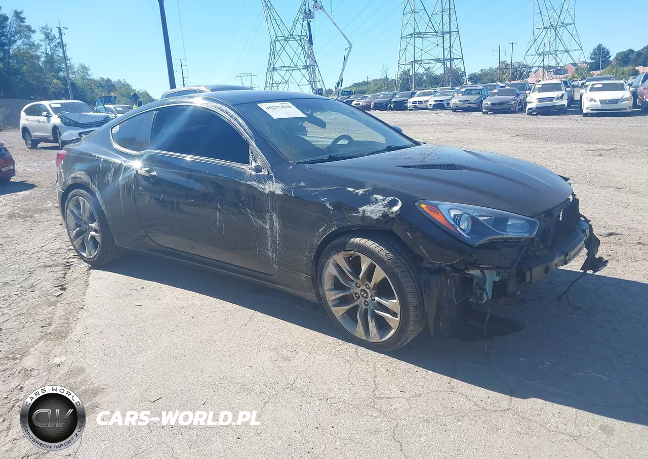 2013 Hyundai Genesis 3.8 Track