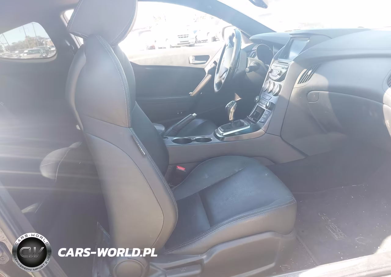 2013 Hyundai Genesis 3.8 Track VIN:KMHHU6KJ4DU104145 - 5