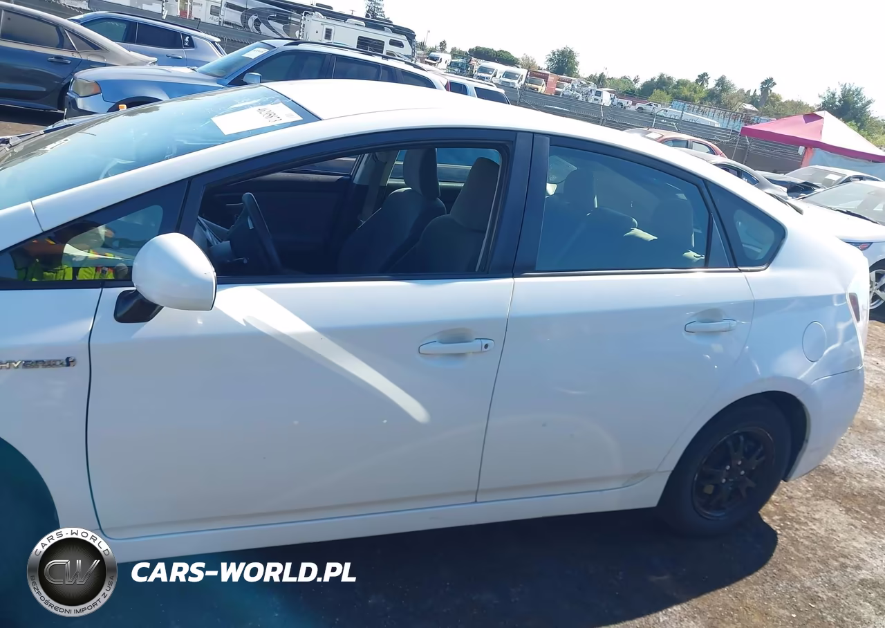 2012 Toyota Prius Two VIN:JTDKN3DU7C1494817 - 14