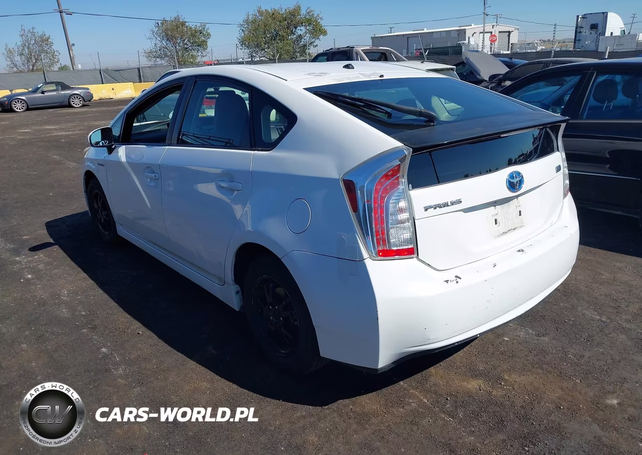 2012 Toyota Prius Two VIN:JTDKN3DU7C1494817 - 3