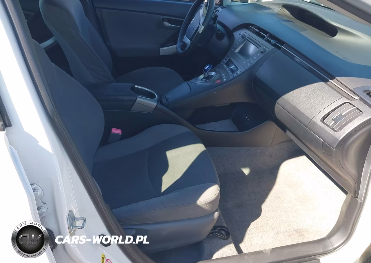 2012 Toyota Prius Two VIN:JTDKN3DU7C1494817 - 5