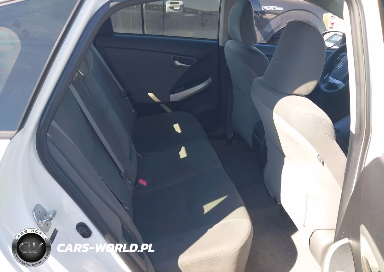 2012 Toyota Prius Two VIN:JTDKN3DU7C1494817 - 8