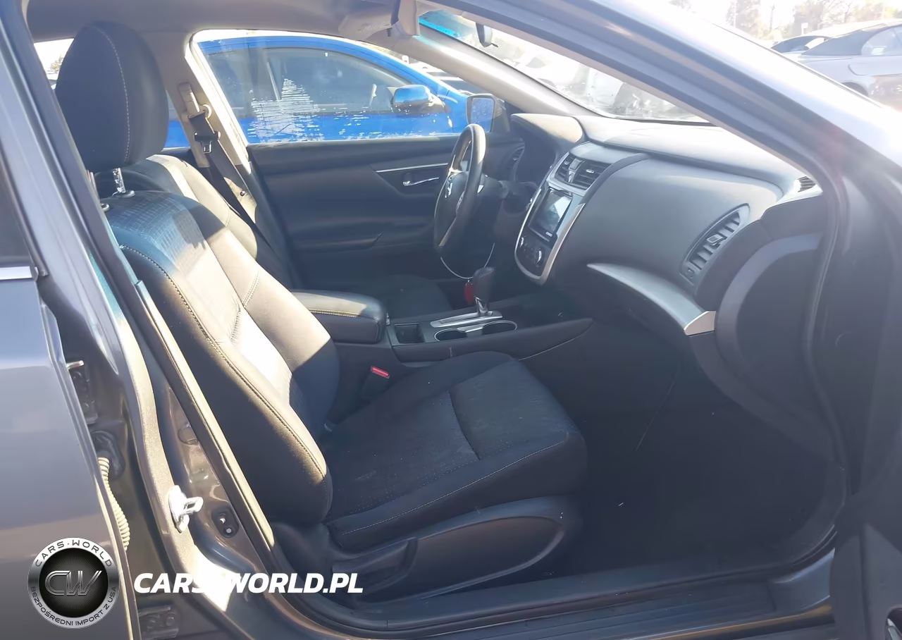 2017 Nissan Altima 2.5 S VIN:1N4AL3AP3HN318028 - 5