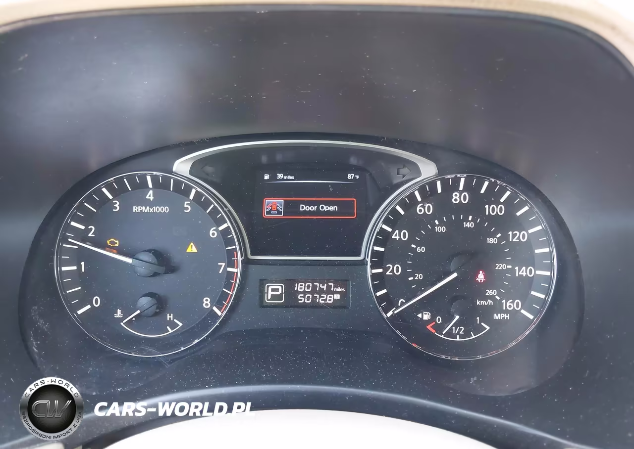 2014 Nissan Pathfinder S VIN:5N1AR2MN4EC689909 - 7