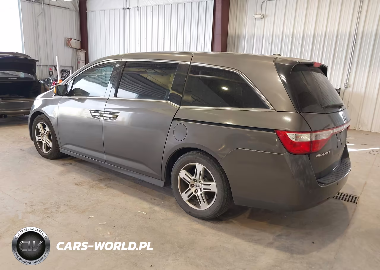 2013 Honda Odyssey Touring-Touring Elite VIN:5FNRL5H99DB027154 - 3