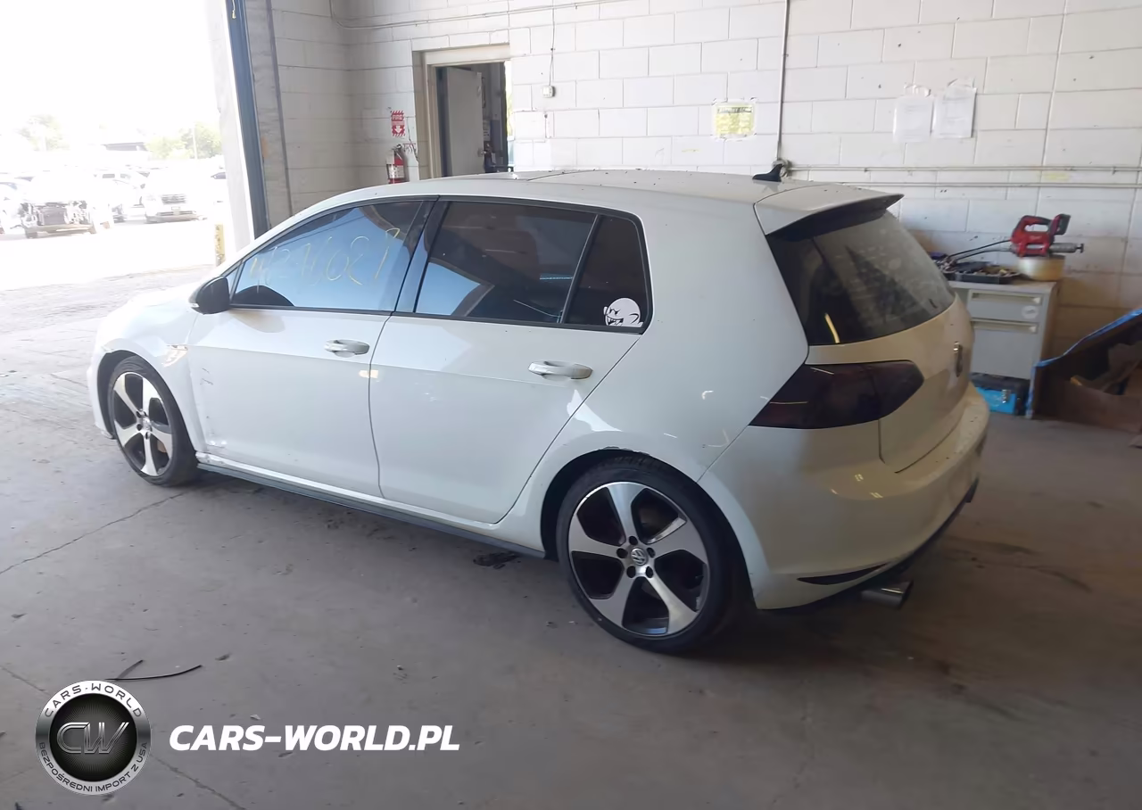 2015 Volkswagen Golf Gti 2.0T Se 4-Door VIN:3VW4T7AU2FM052896 - 3