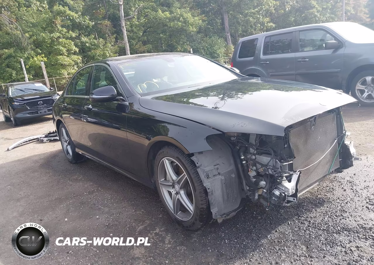 2017 Mercedes-Benz E 300 4Matic