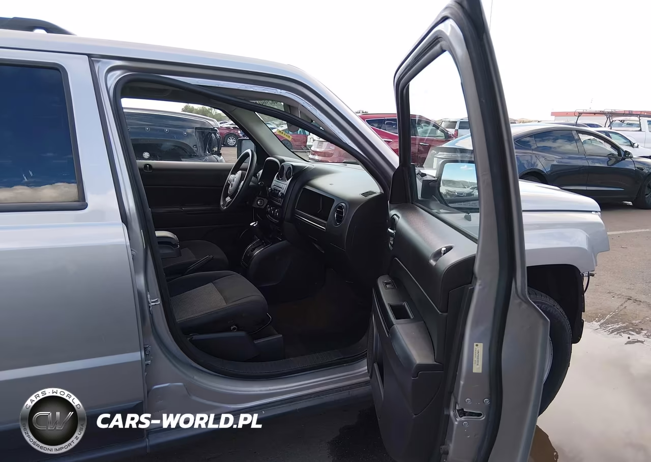 2014 Jeep Patriot Sport VIN:1C4NJPBA3ED925180 - 5