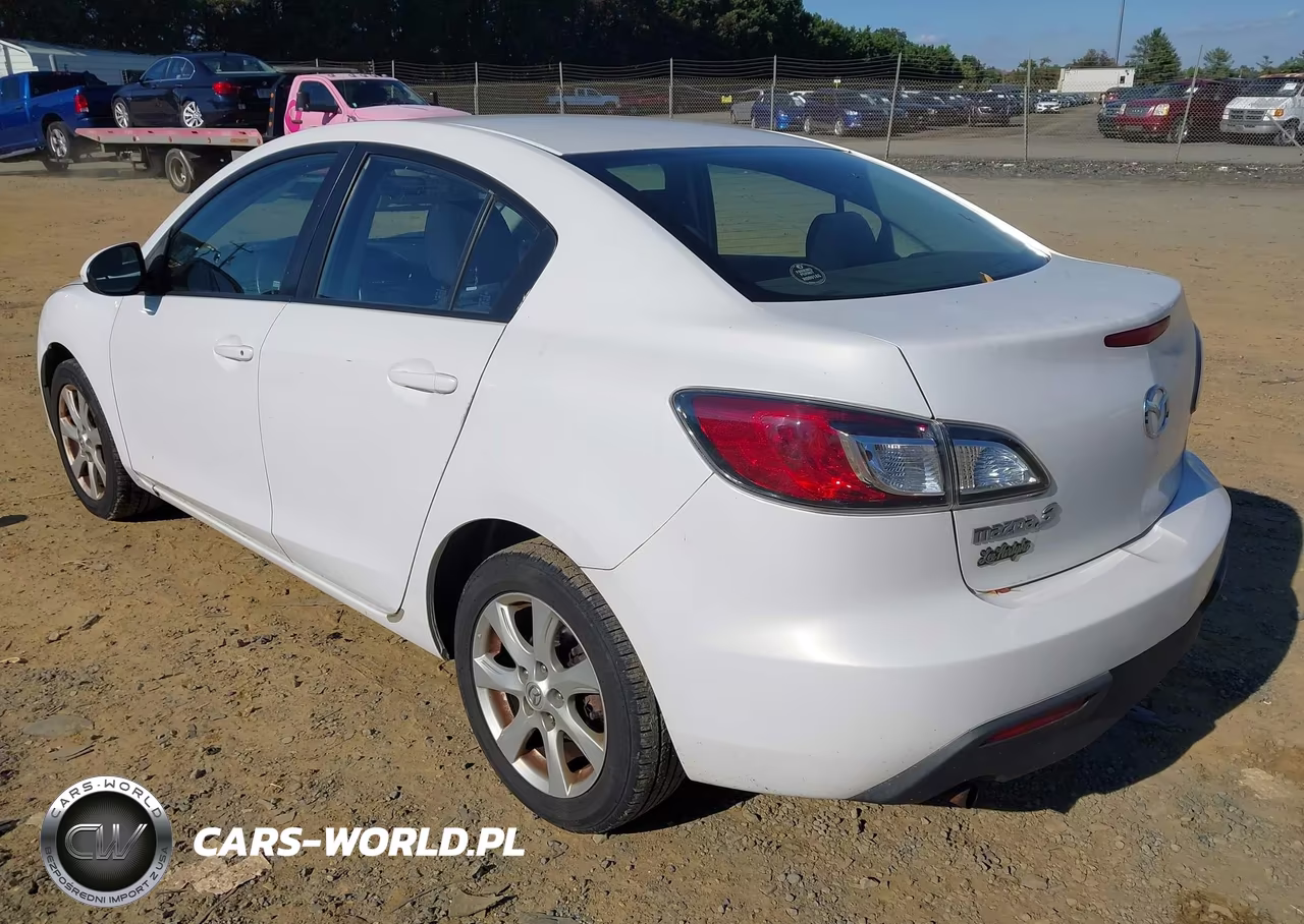 2010 Mazda Mazda3 I Touring VIN:JM1BL1SG8A1147517 - 3