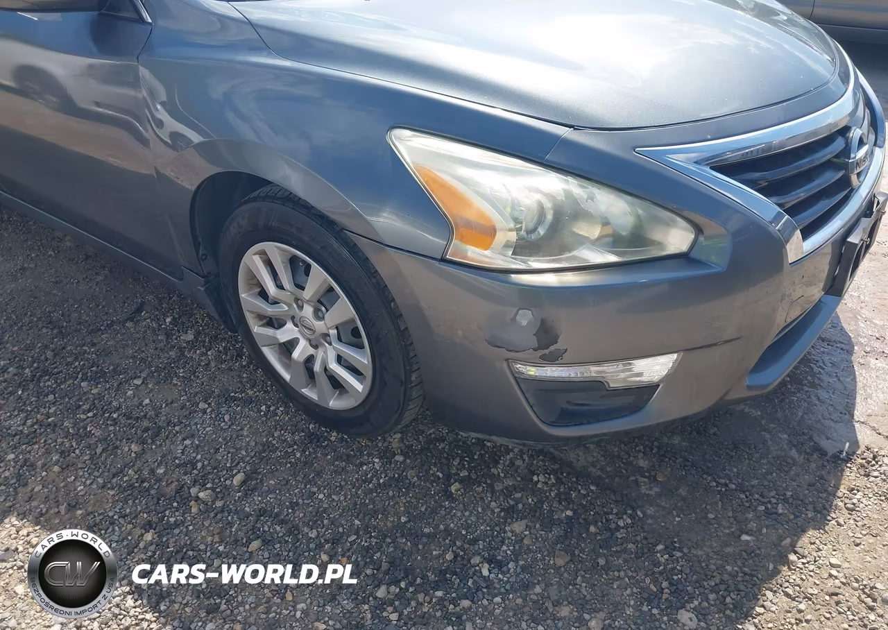 2015 Nissan Altima 2.5 S VIN:1N4AL3AP3FN364455 - 13